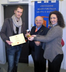 TESSERA E DISTINTIVO